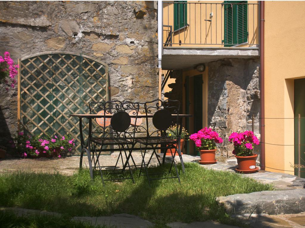 Il Cortile Del Contadino Διαμέρισμα Volastra Εξωτερικό φωτογραφία